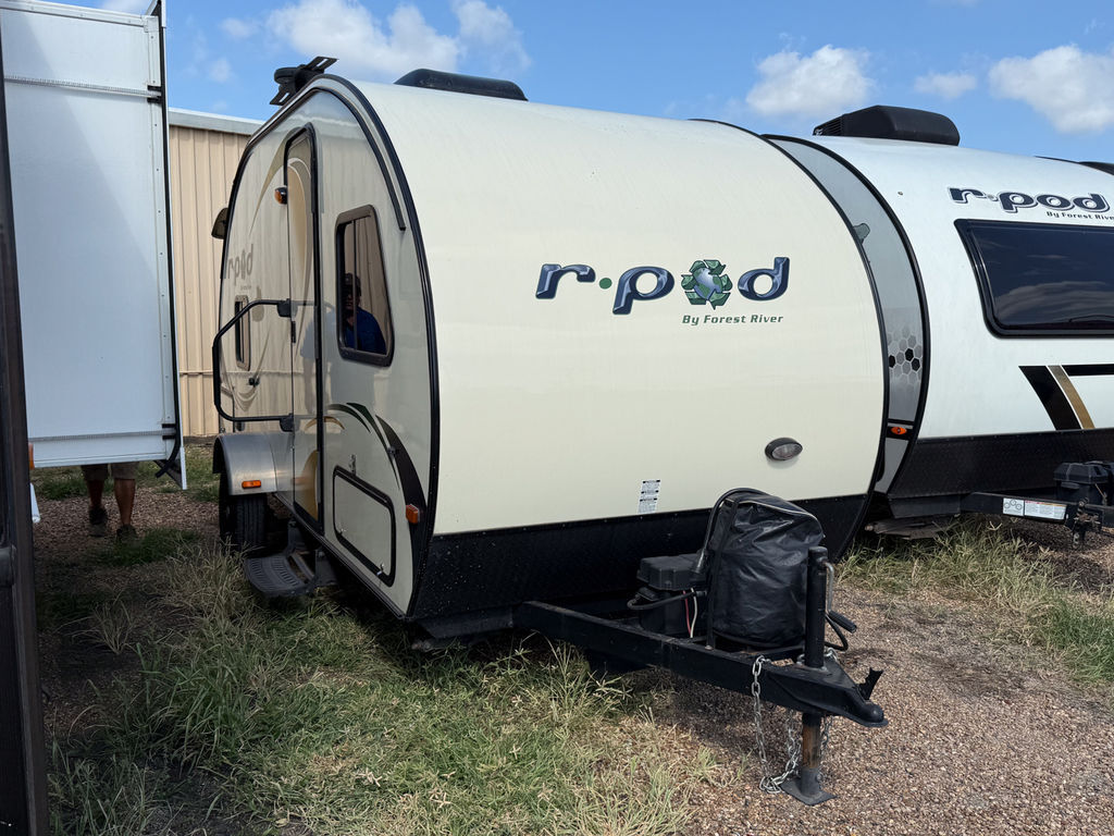 2014 Forest River R-Pod R-pod RP-182G in sealy TX