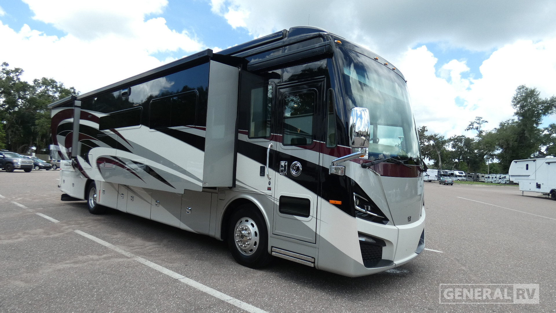 2021 Tiffin PHAETON 40AH in dover FL