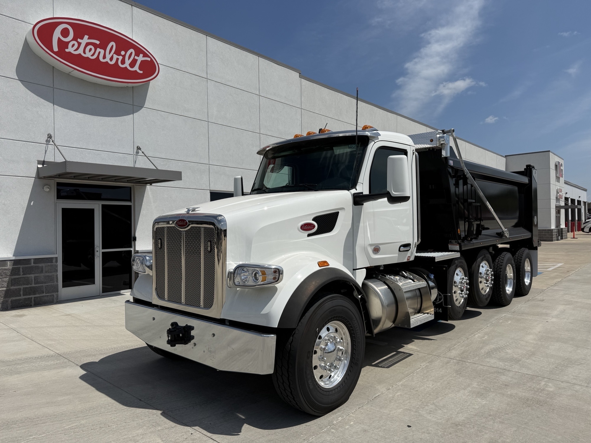 2026 PETERBILT 567 in Lowell, AR