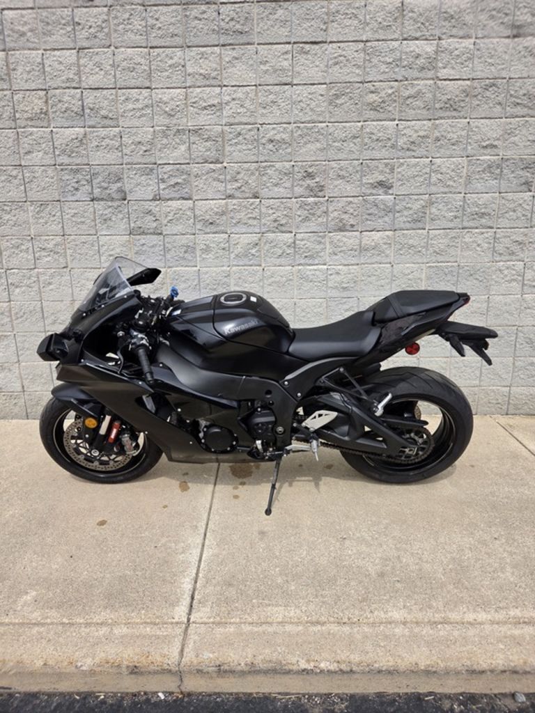 Black Kawasaki Ninja ZX-10R Motorcycles For Sale in Michigan