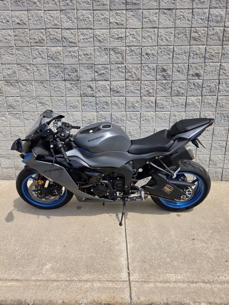 2026 Kawasaki Ninja® ZX -6R ABS ABS in Monroe, MI