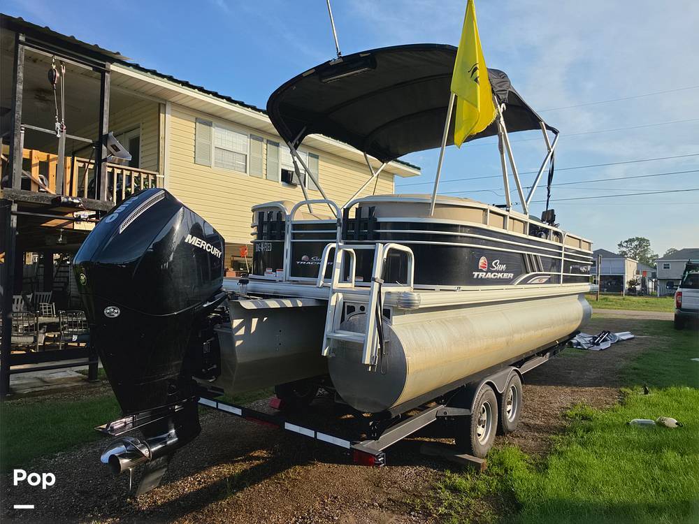2021 Sun Tracker Party Barge 24 XP3 22 RF XP3 in bay st. louis MS