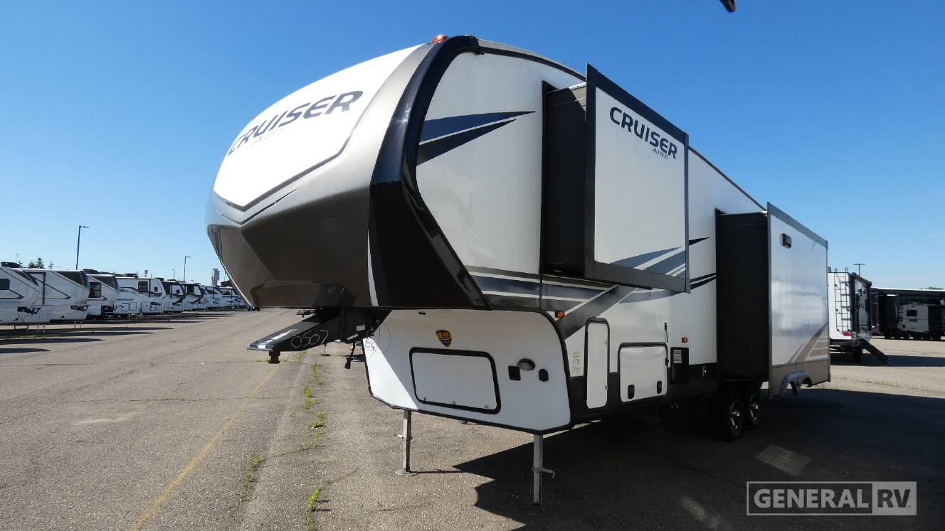A photo of this 2019 Crossroads Rv CRUISER AIRE 29SI