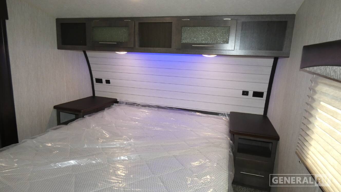A photo of this 2019 Crossroads Rv CRUISER AIRE 29SI