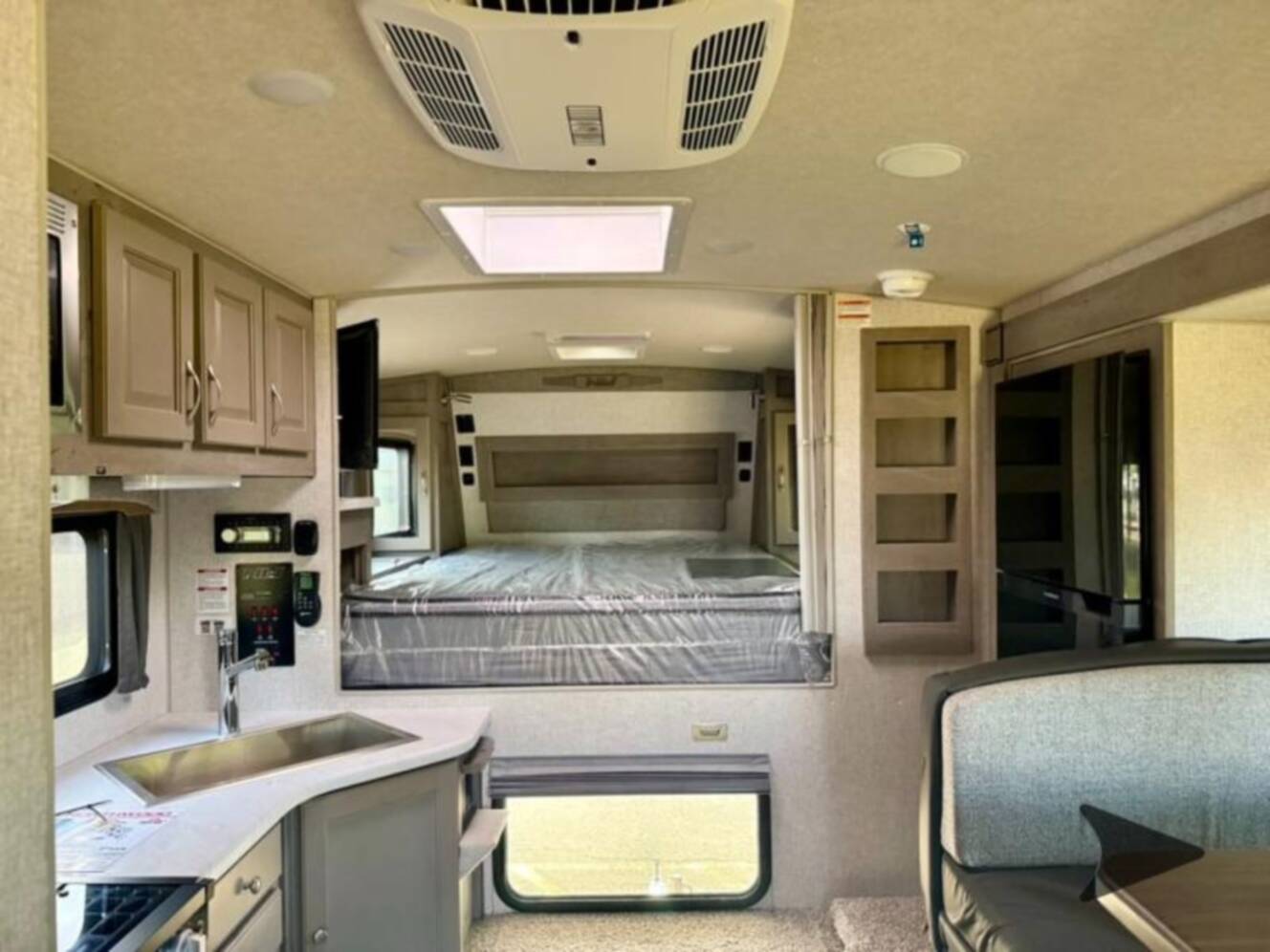 A photo of this 2027 Northwood Arctic Fox 990