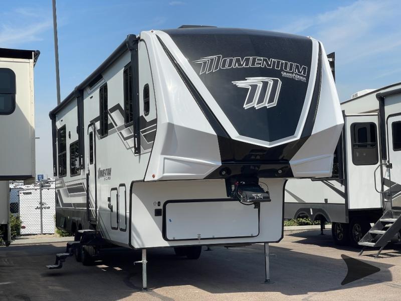 2025 Grand Design Momentum G-Class 325G in meridian ID