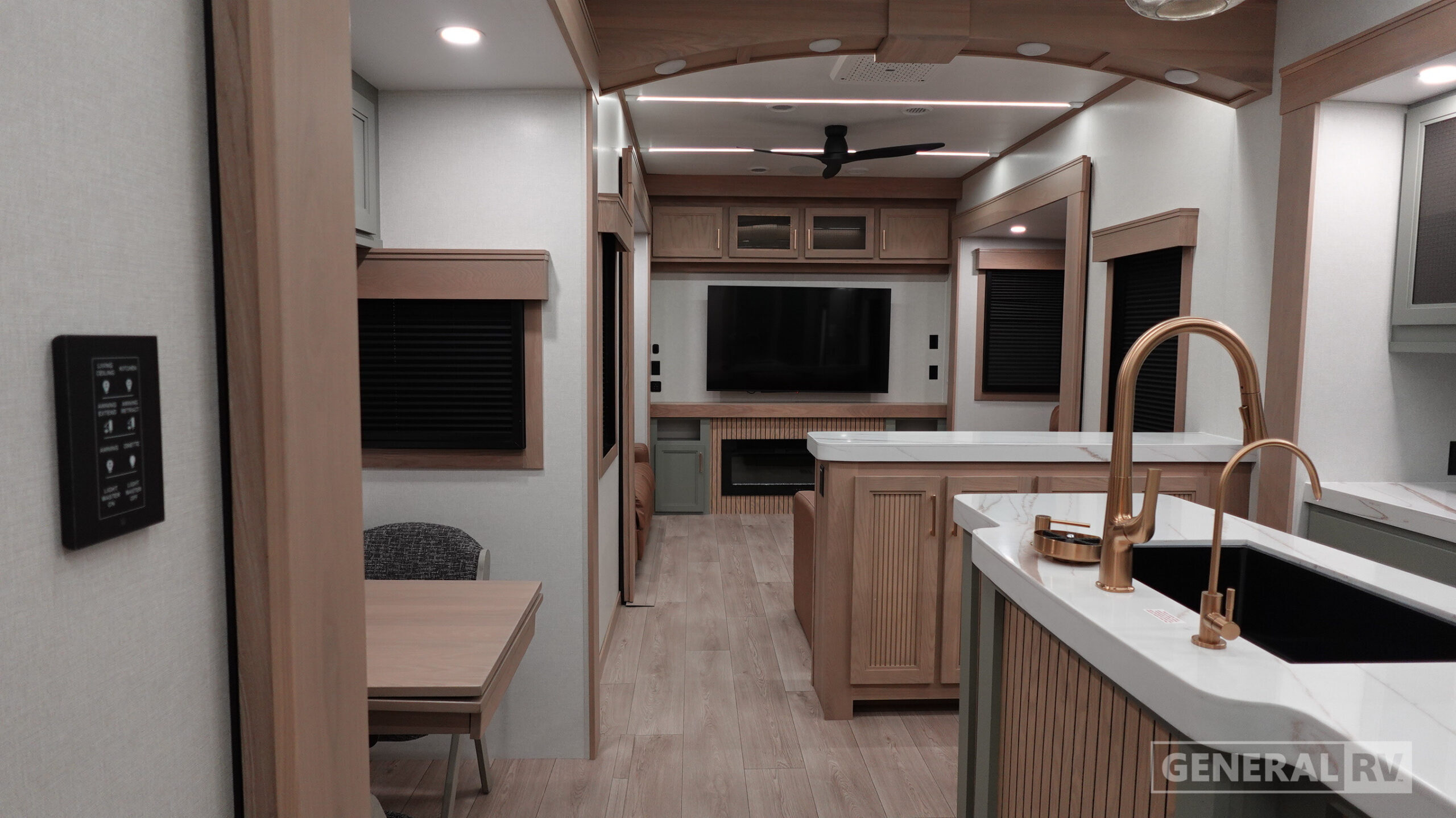 2027 Crossroads Rv REDWOOD 415RD in winter garden FL