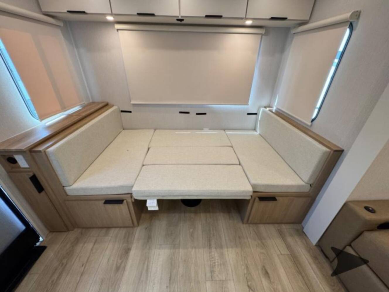 A photo of this 2026 Winnebago Thrive 25RLS