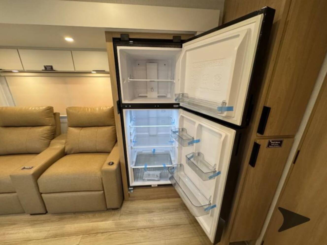 A photo of this 2026 Winnebago Thrive 25RLS