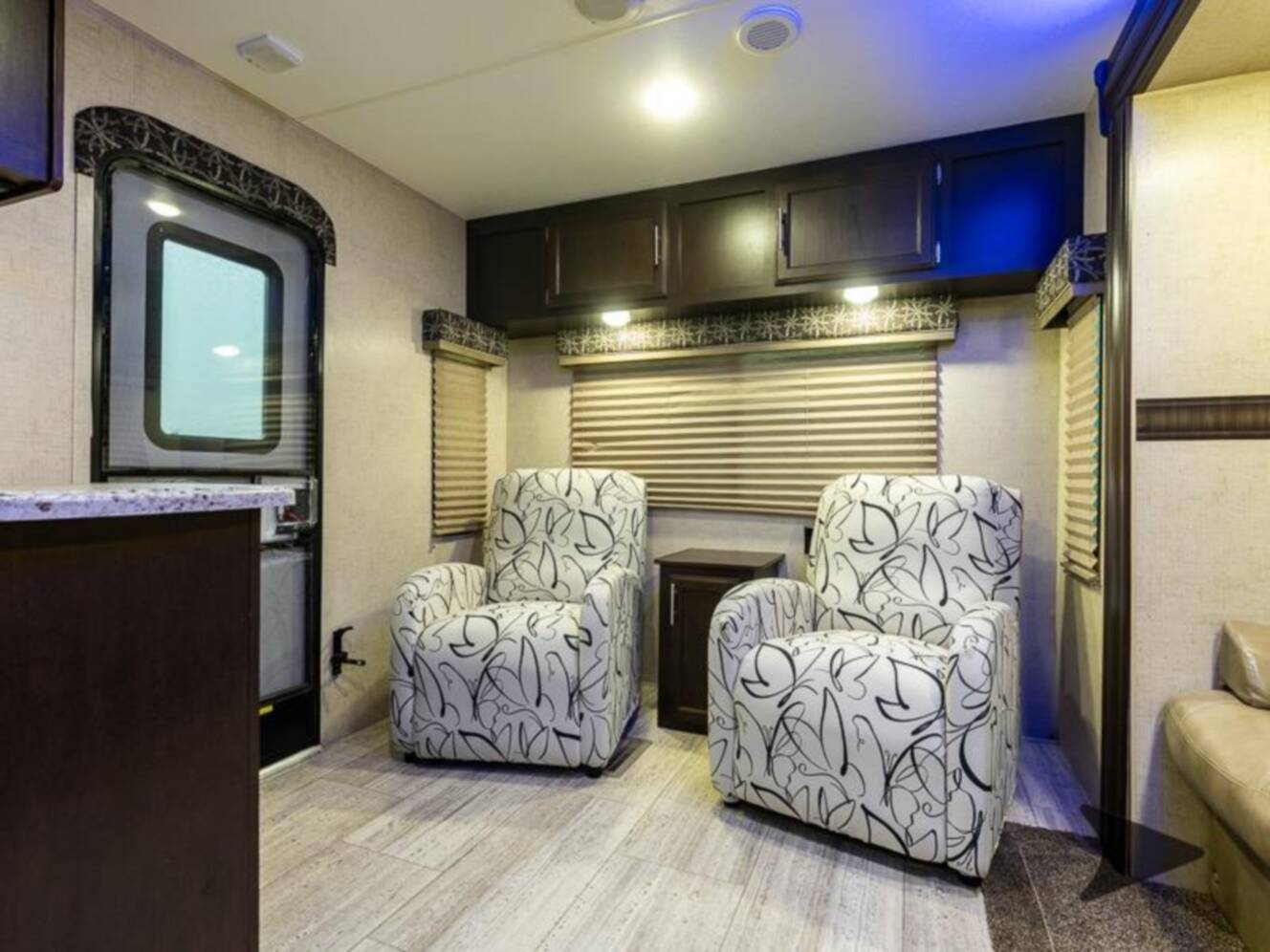 A photo of this 2018 Kz Sportsmen 281RL