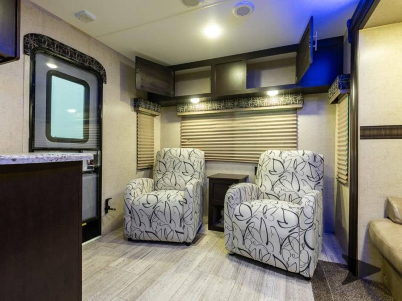 A photo of this 2018 Kz Sportsmen 281RL