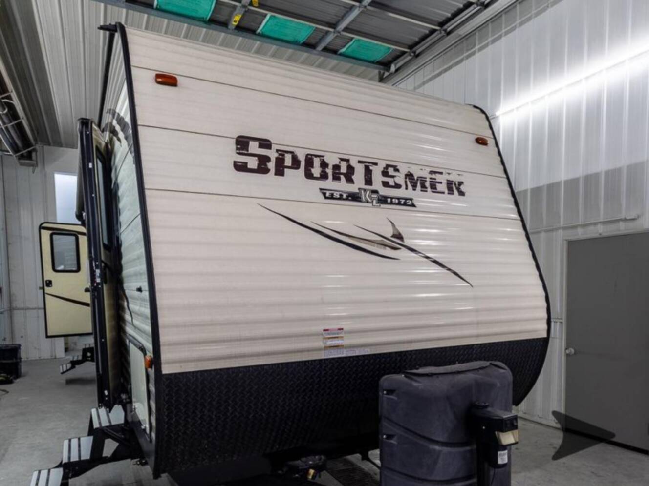 A photo of this 2018 Kz Sportsmen 281RL