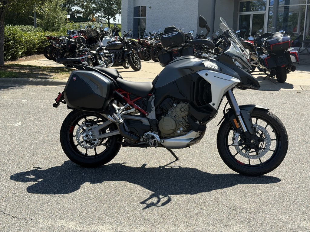 2022 Ducati MULTISTRADA V4 S V4 S in Charlotte, NC