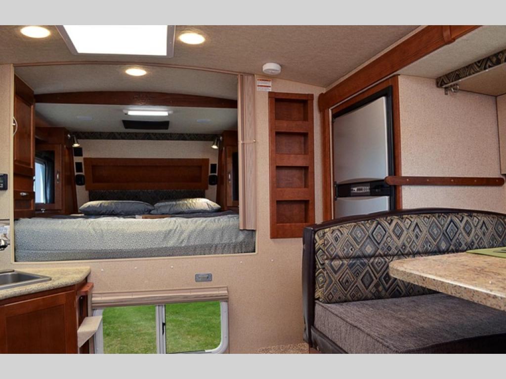 2018 Northwood Arctic Fox Camper 990 Wet Bath in missoula MT