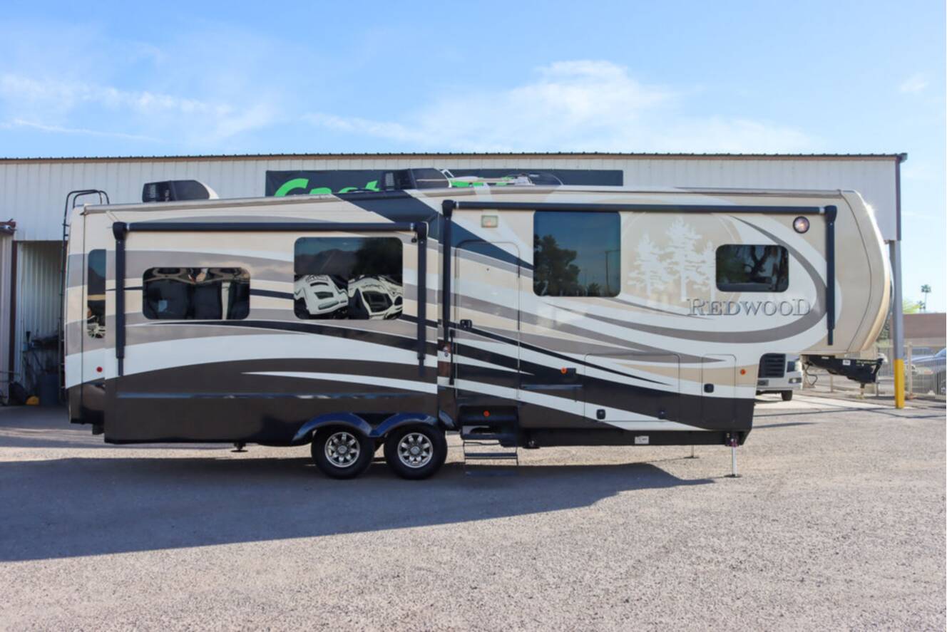 A photo of this 2016 Redwood Rv Redwood RW31SL
