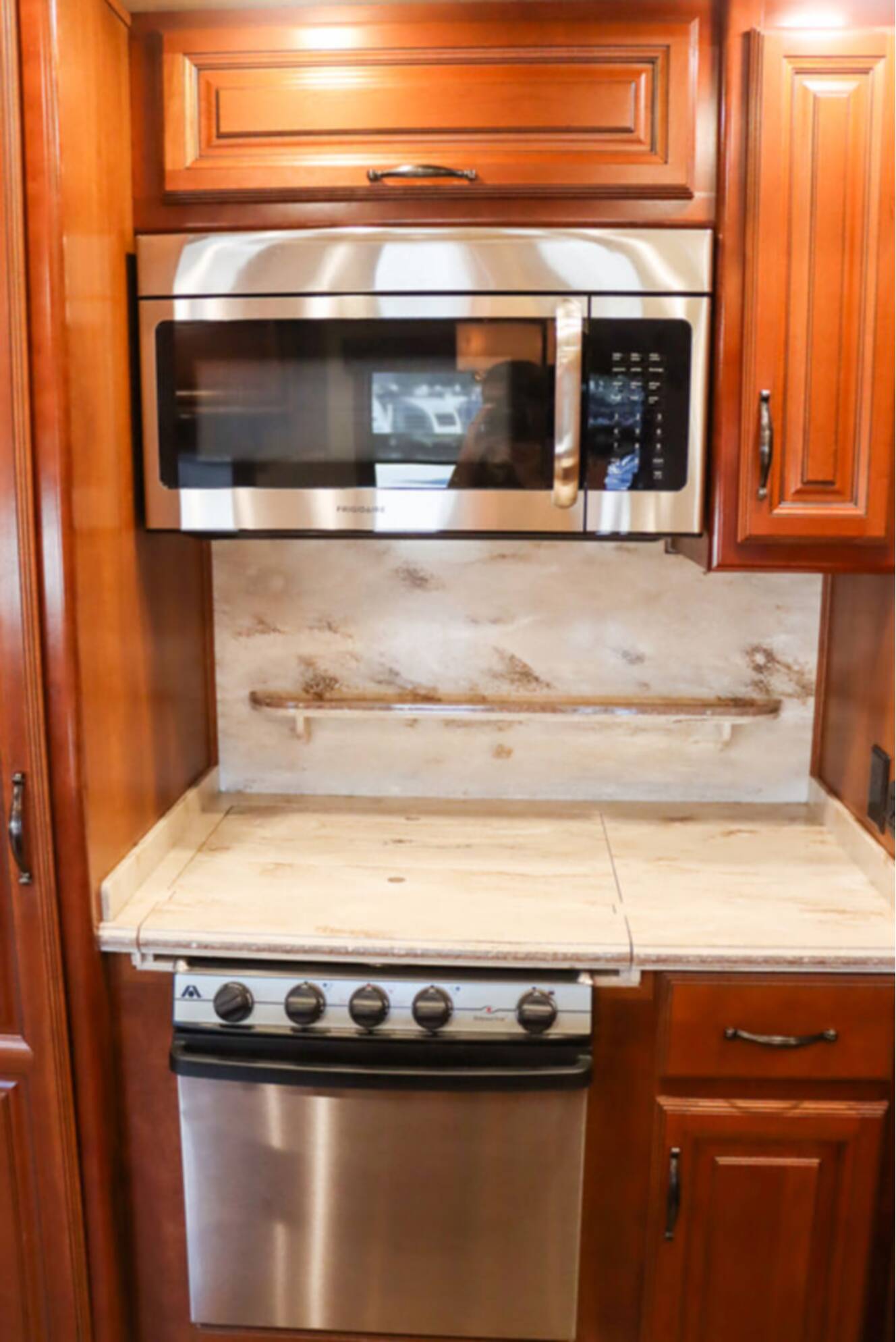 A photo of this 2016 Redwood Rv Redwood RW31SL