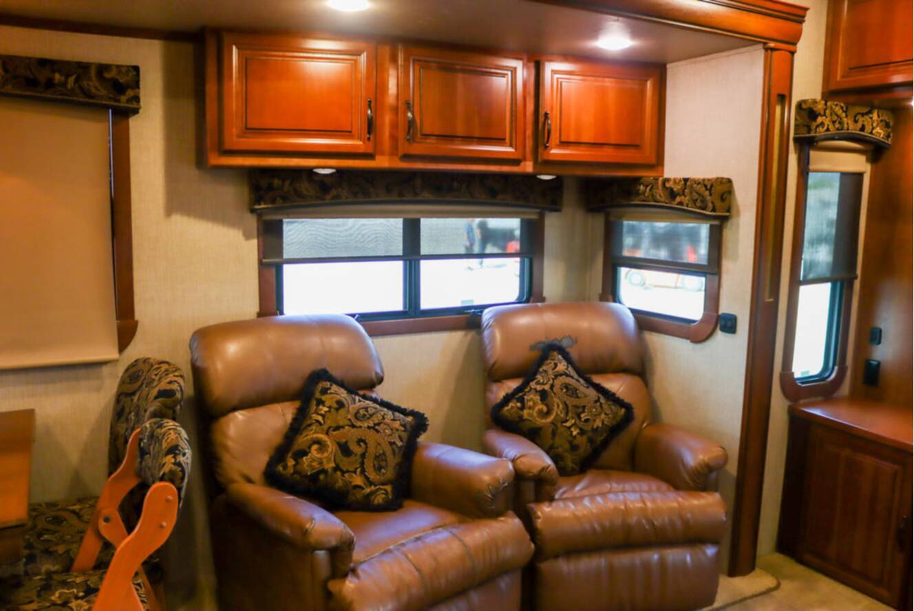 A photo of this 2016 Redwood Rv Redwood RW31SL