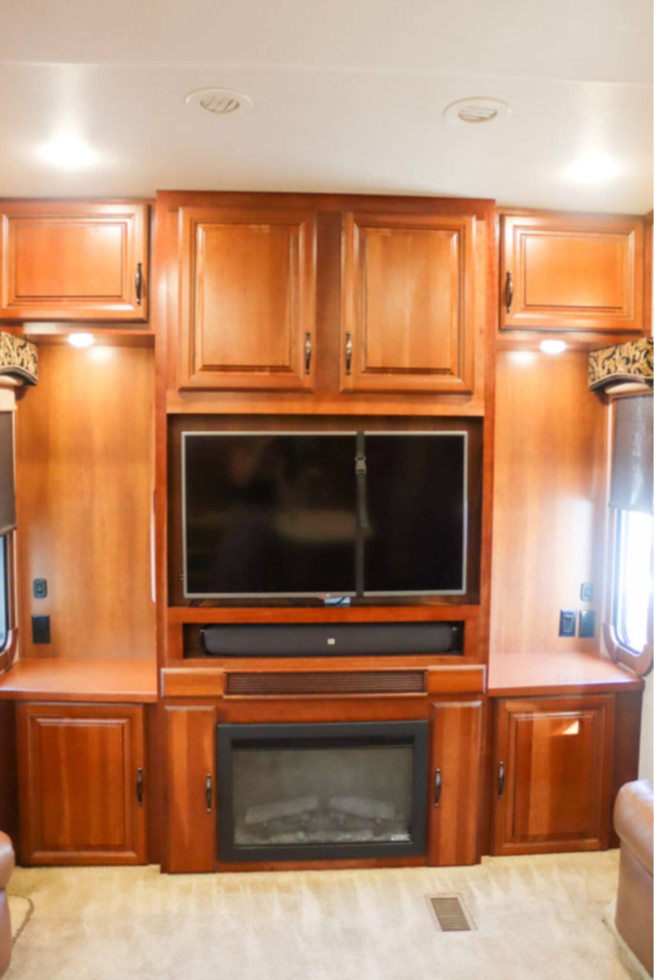 A photo of this 2016 Redwood Rv Redwood RW31SL