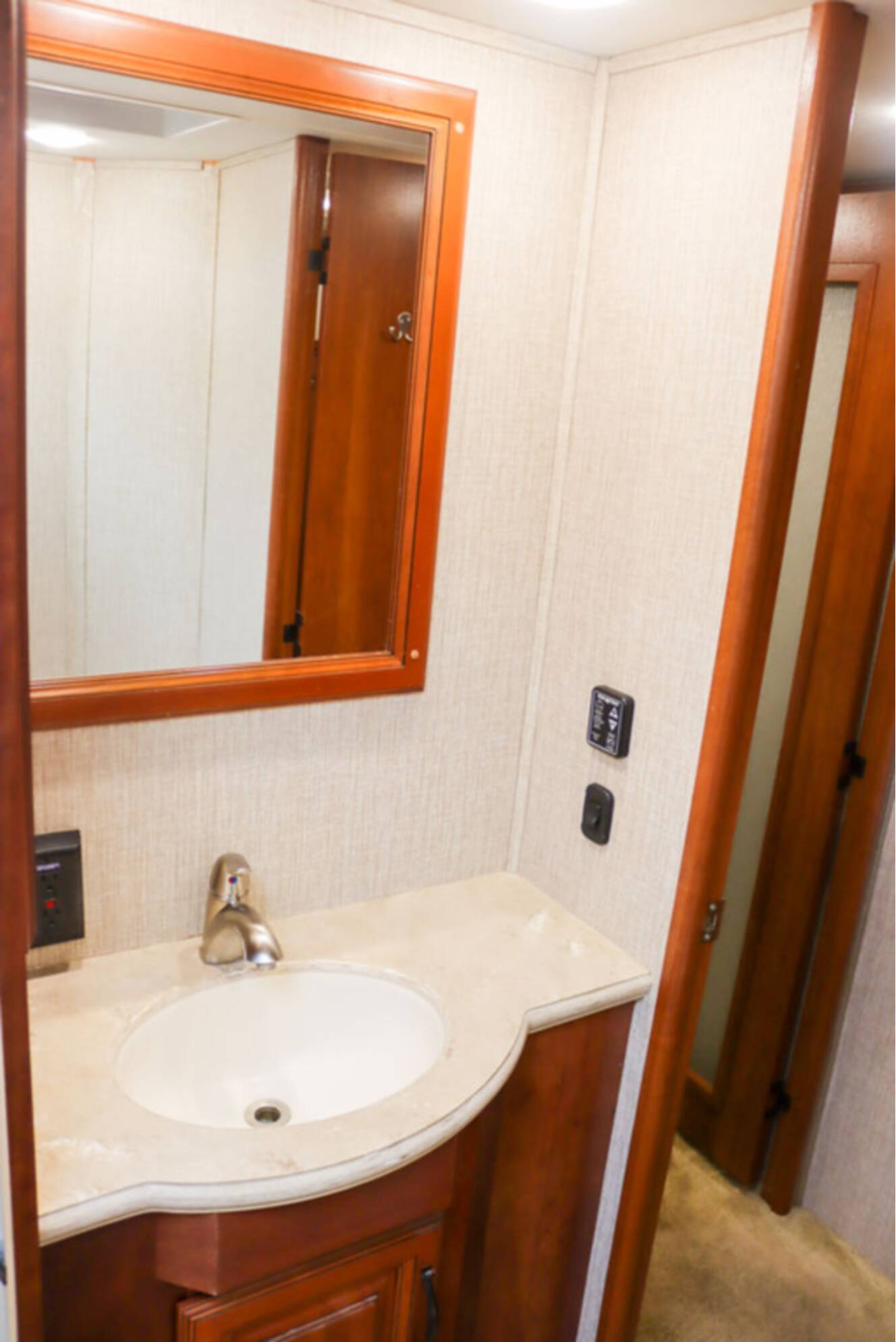 A photo of this 2016 Redwood Rv Redwood RW31SL