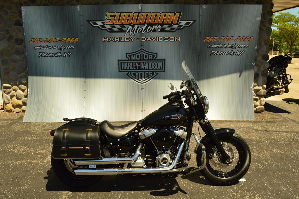 2018 Harley-Davidson® FLSL - Softail® Softail Slim® SLIM in Thiensville, WI