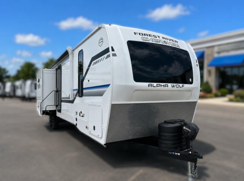 2026 Forest River Cherokee Alpha Wolf 29DCB in slinger WI