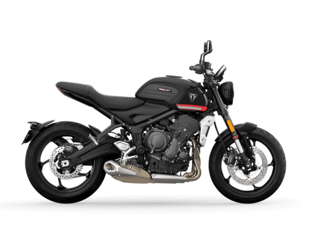 2022 Triumph Trident 660 Sapphire Black 660 in Omaha, NE