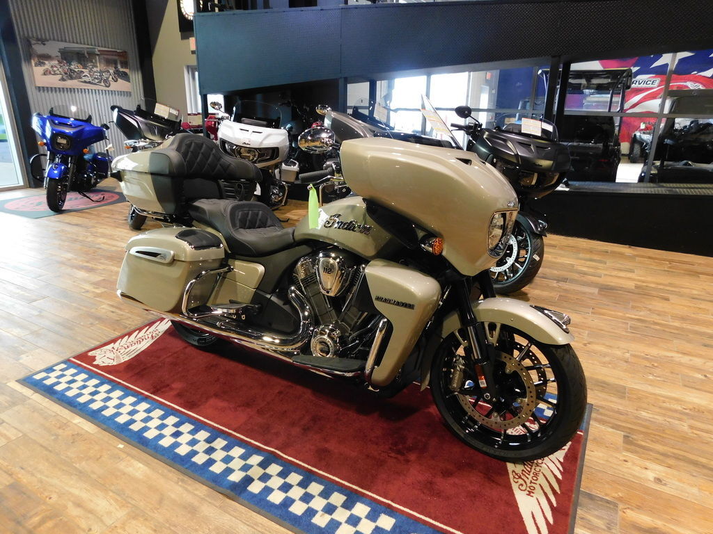 2026 Indian Motorcycle® Roadmaster® PowerPlus Limited 112 w/PowerBand A Silver LIMITED in Kalamazoo, MI