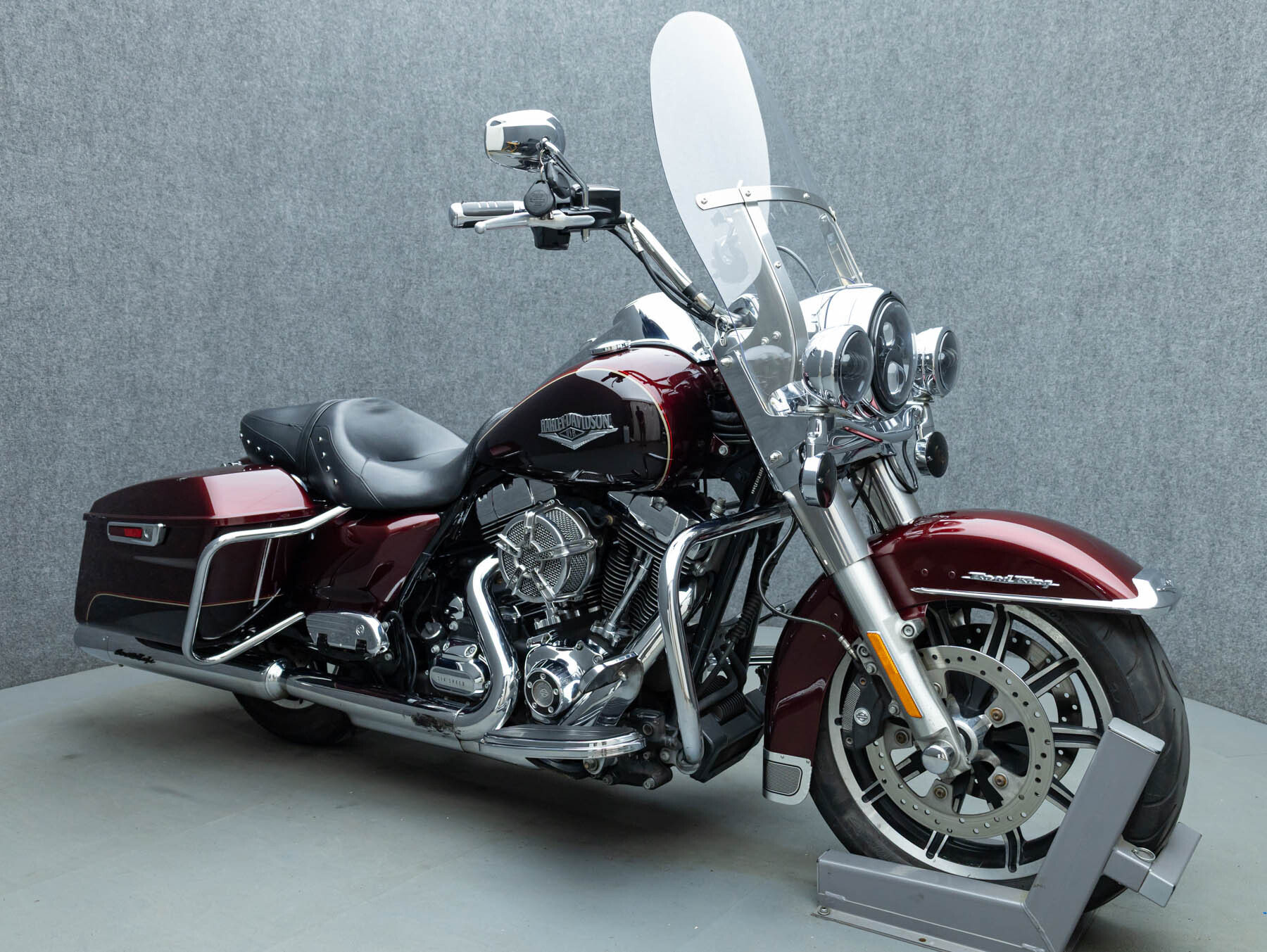 2015 Harley Davidson FLHR ROAD KING W/ABS FLHRC in Pembroke, NH