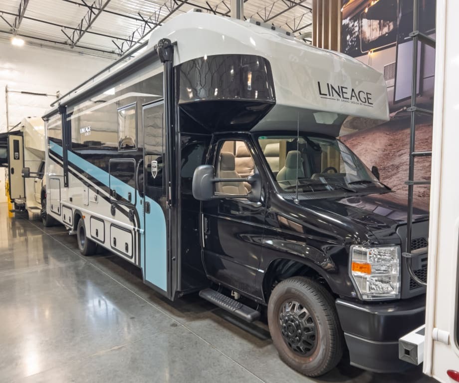 2027 Grand Design LINEAGE SERIES E 30DC in mesa AZ