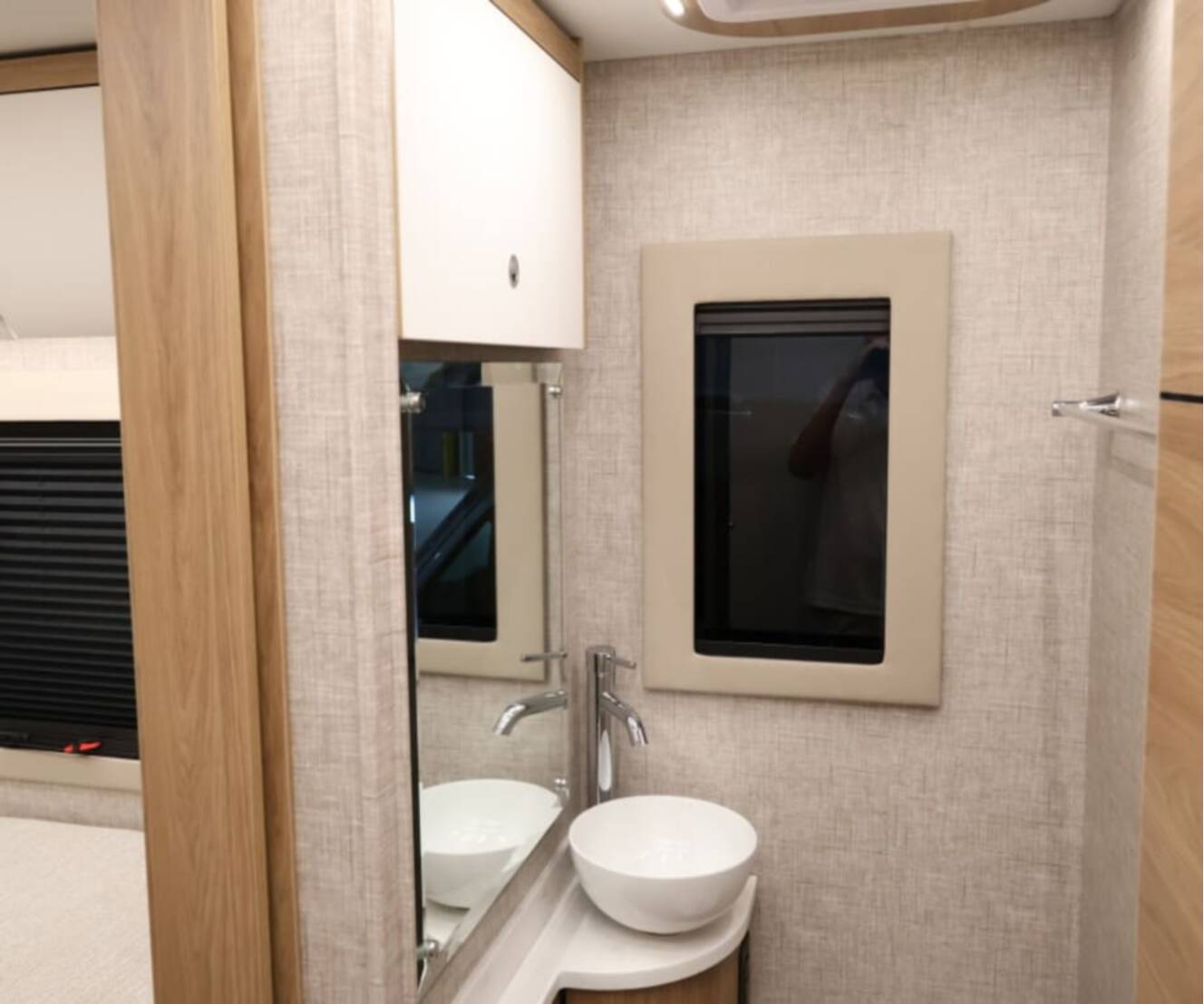 A photo of this 2027 Tiffin WAYFARER 25XLW