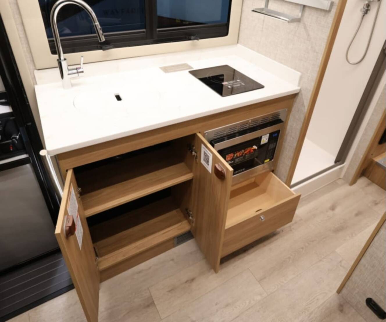 A photo of this 2027 Tiffin WAYFARER 25XLW