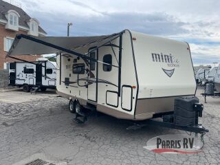 2018 FOREST RIVER ROCKWOOD MINI LITE 2504S