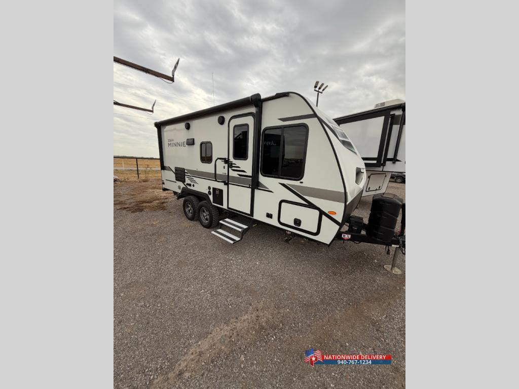 2022 Winnebago Industries Towables Micro Minnie 2100BH in jolly TX
