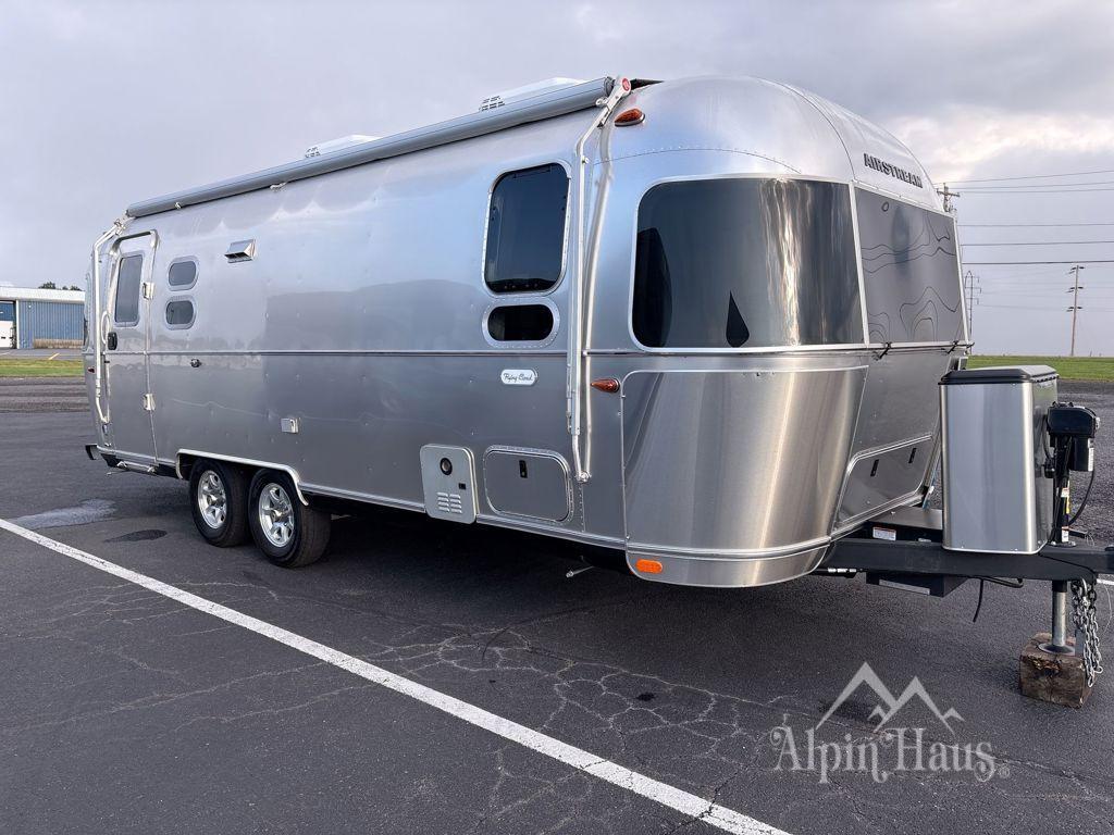 2025 Airstream Flying Cloud 25FB Twin in amsterdam NY