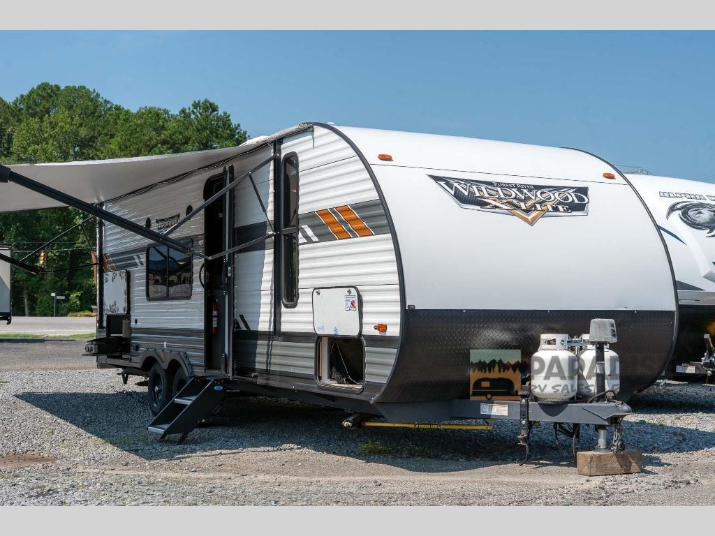 2022 Forest River Rv Wildwood X-Lite 261BHXL in north charlestion SC