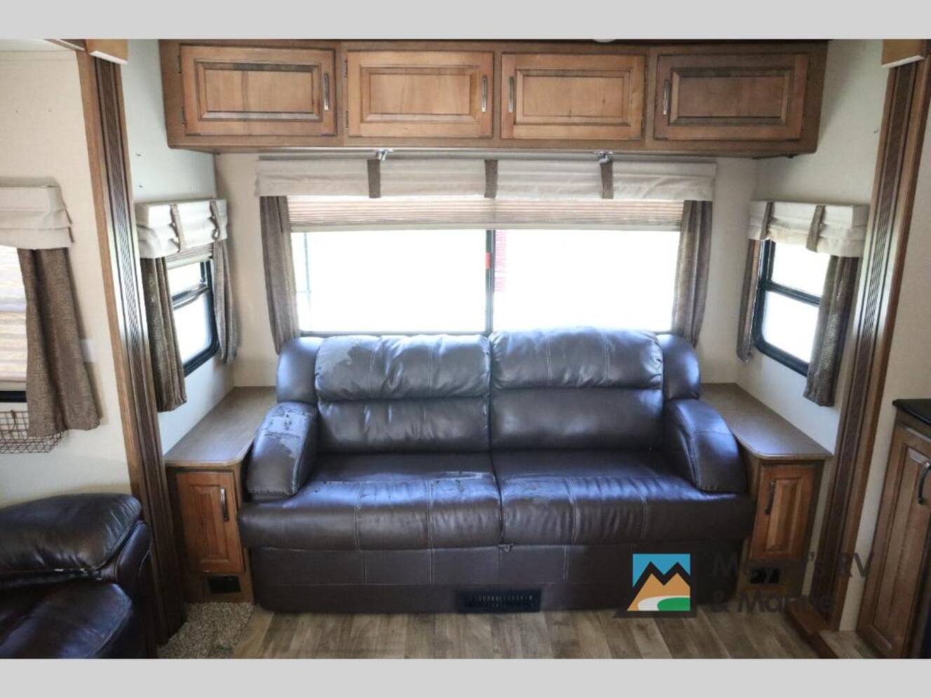 A photo of this 2014 Grand Design Reflection 303RLS