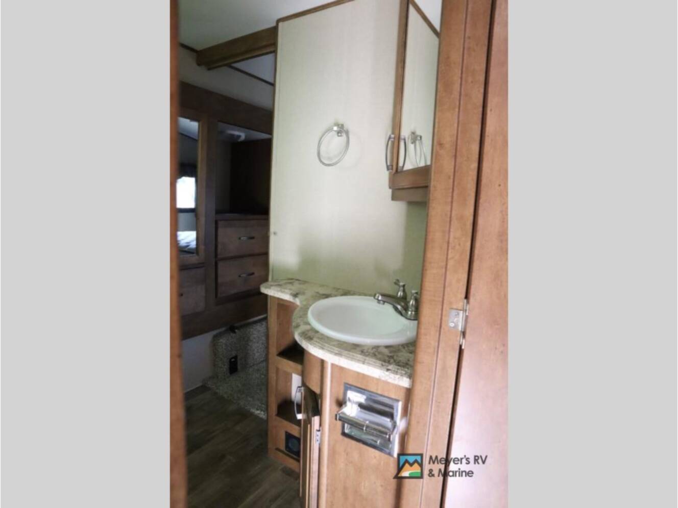 A photo of this 2014 Grand Design Reflection 303RLS
