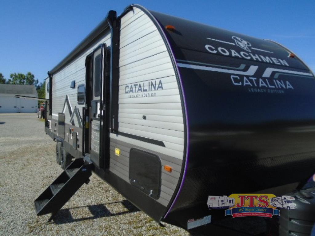 2027 Coachmen Rv Catalina Legacy Edition 323BHDSCK in grafton OH