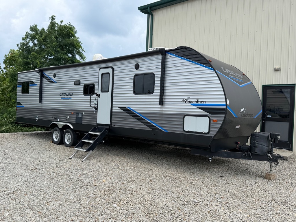 2022 Coachmen Rv Catalina Legacy 343BHTS in connellsville PA