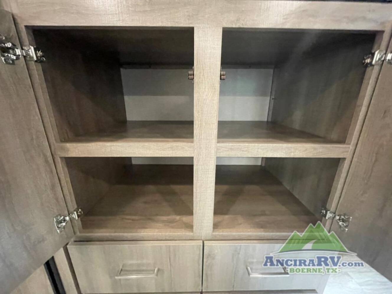 A photo of this 2021 Grand Design Imagine 2800BH