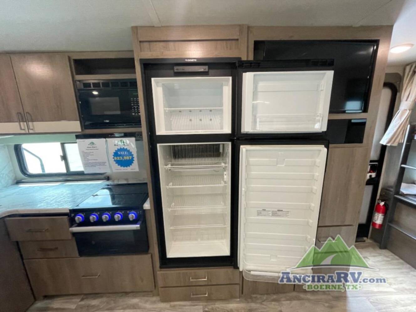 A photo of this 2021 Grand Design Imagine 2800BH