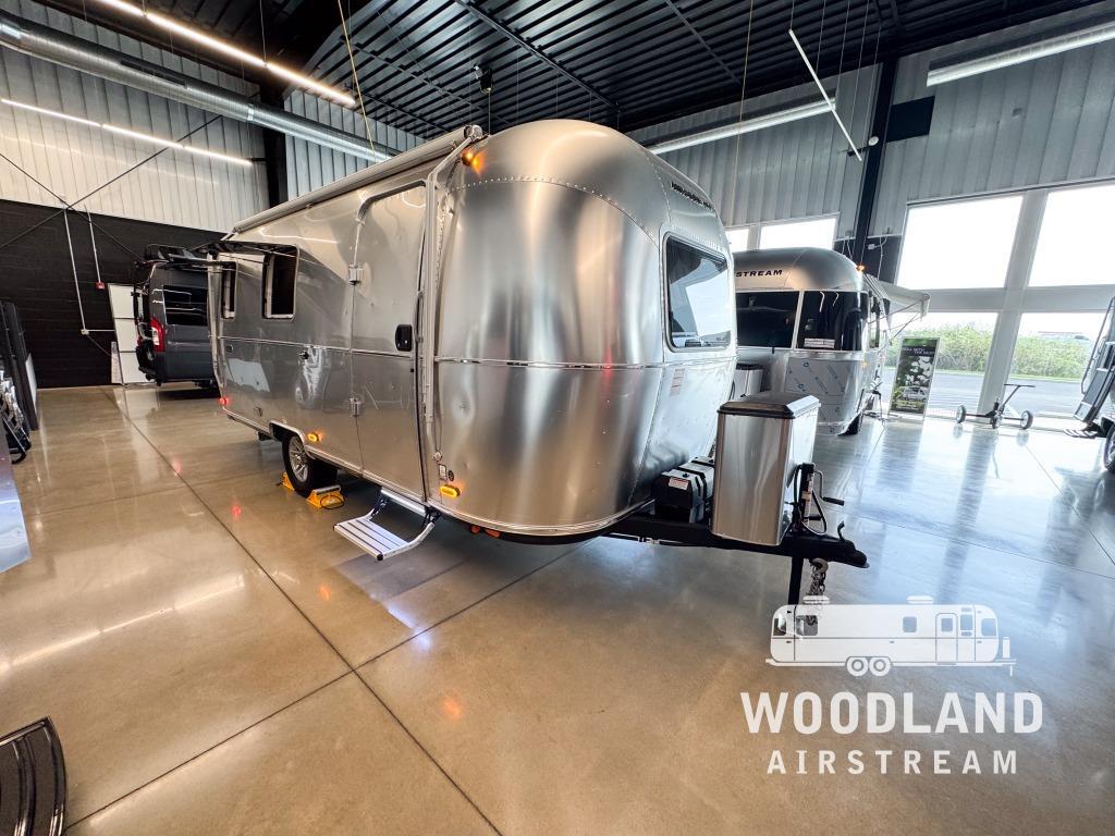 2026 Airstream World Traveler 22RB in lebanon IN