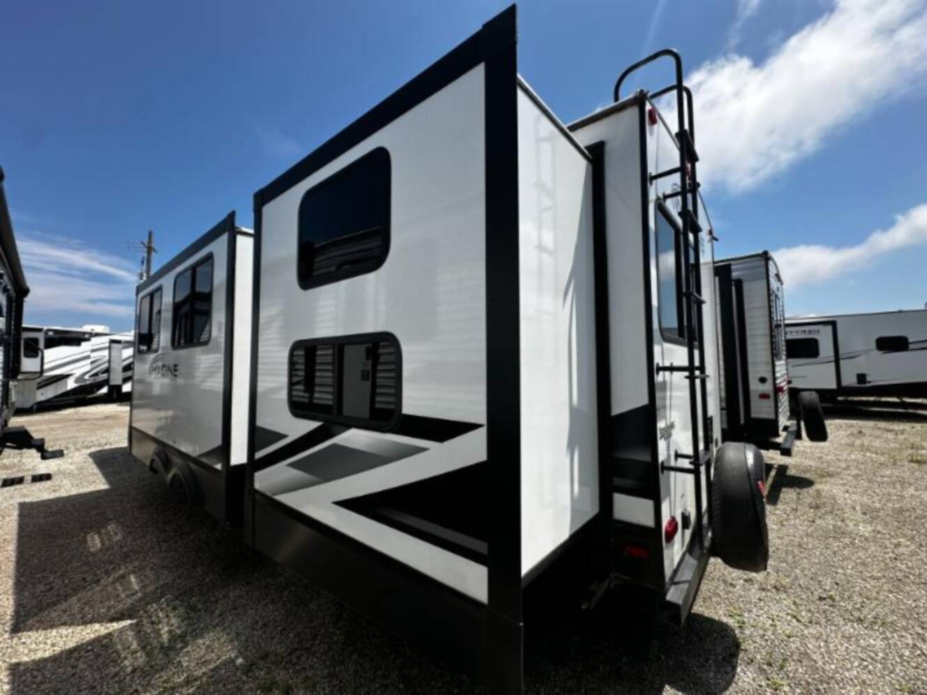 A photo of this 2022 Grand Design Imagine 3250BH