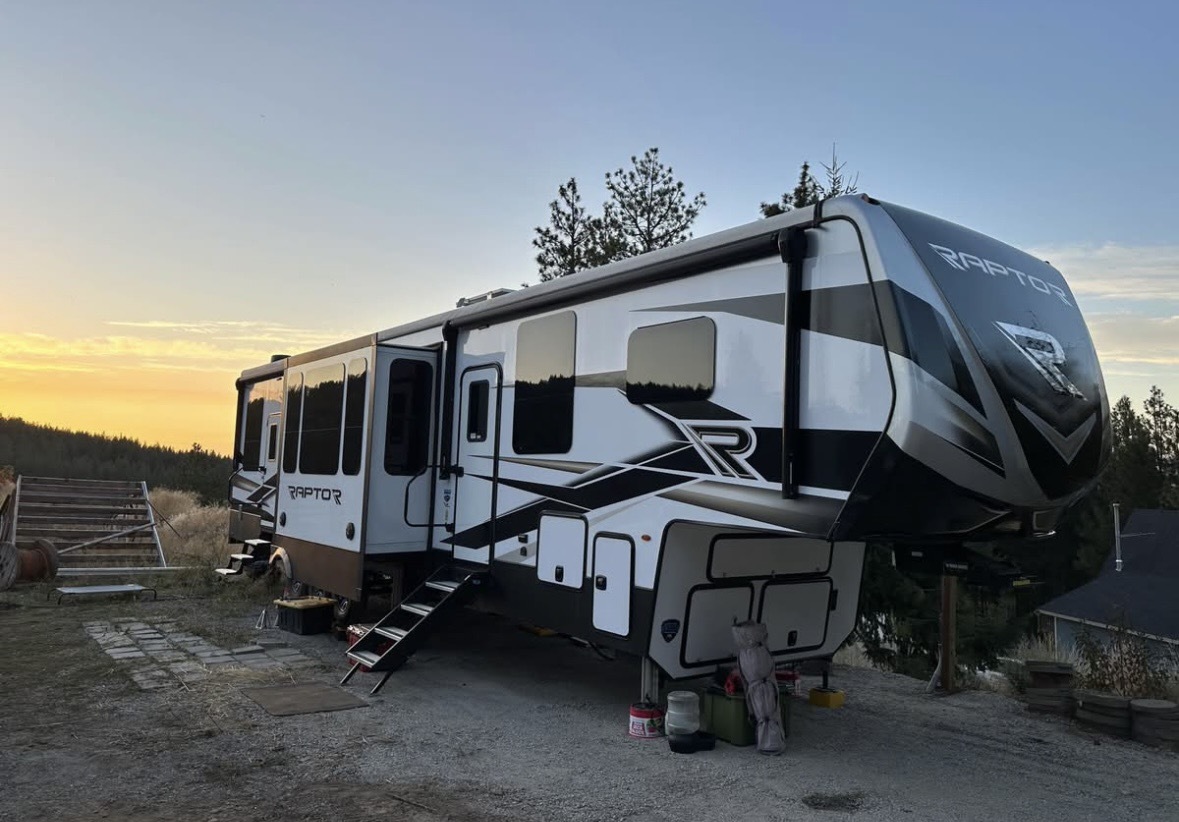 2023 Keystone RAPTOR 415 RV