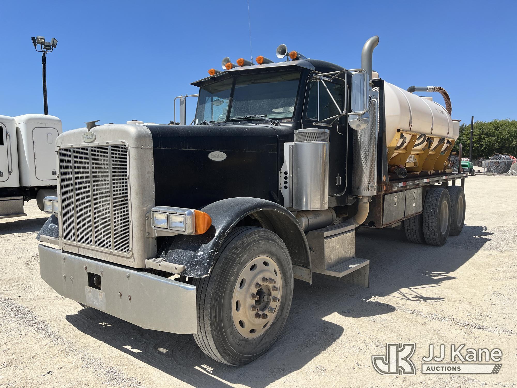 1997 PETERBILT 379 in Hutto, TX
