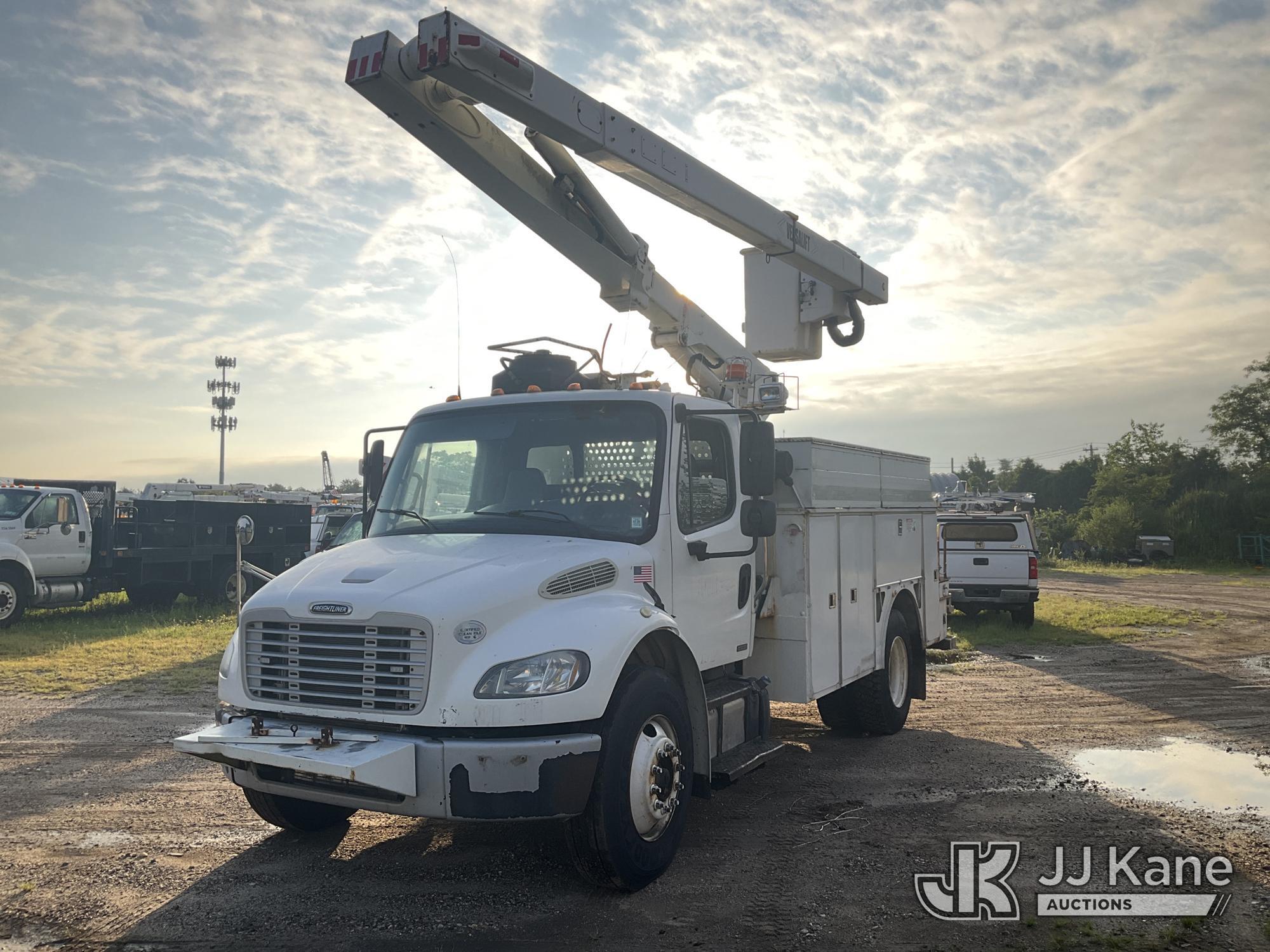 2012 FREIGHTLINER BUSINESS CLASS M2 106 in Bellport, NY