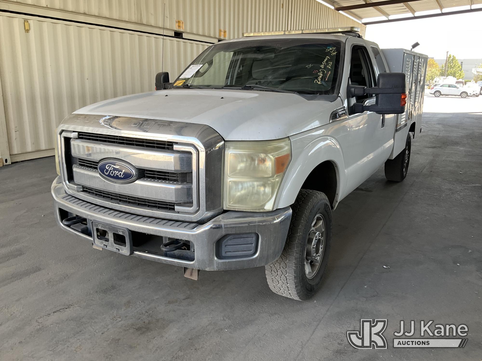 2011 FORD F-350 in Jurupa Valley, CA