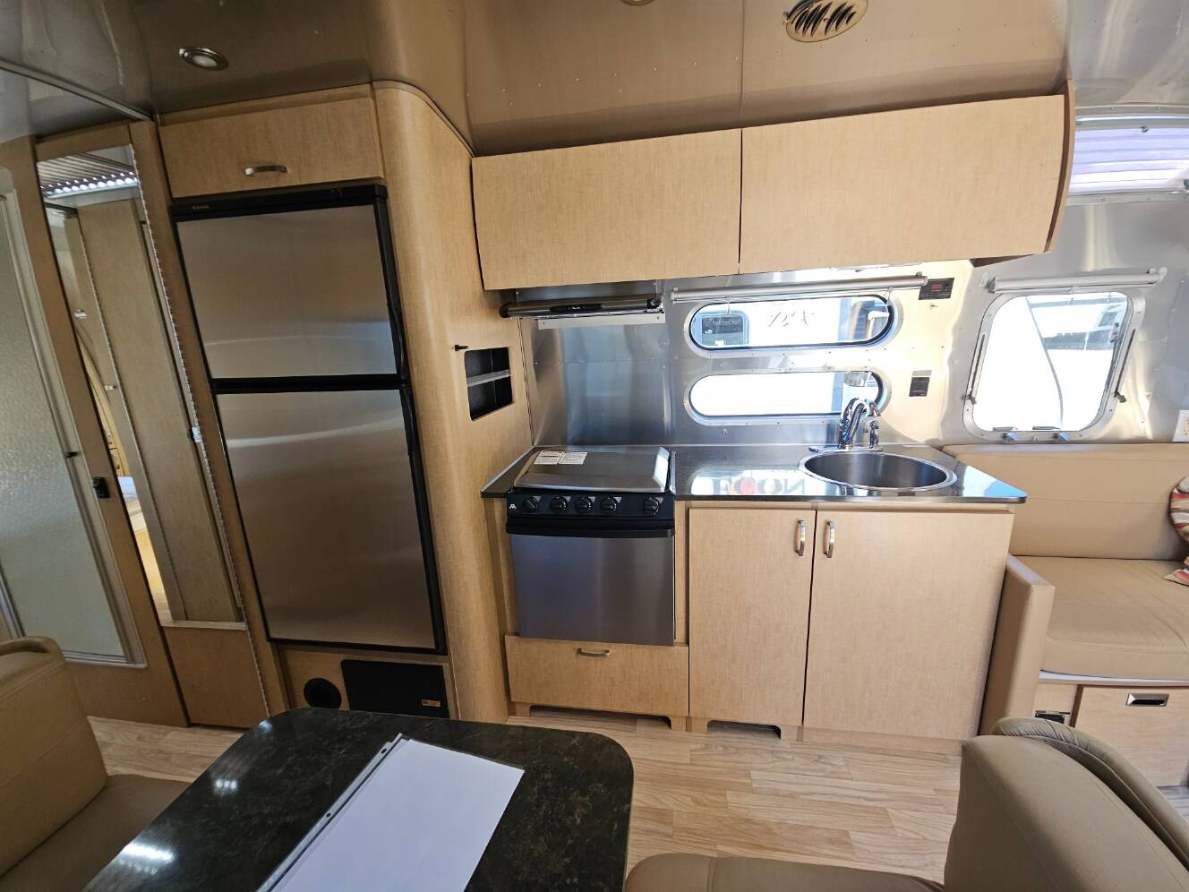 A photo of this 2016 Airstream Flying Cloud 28