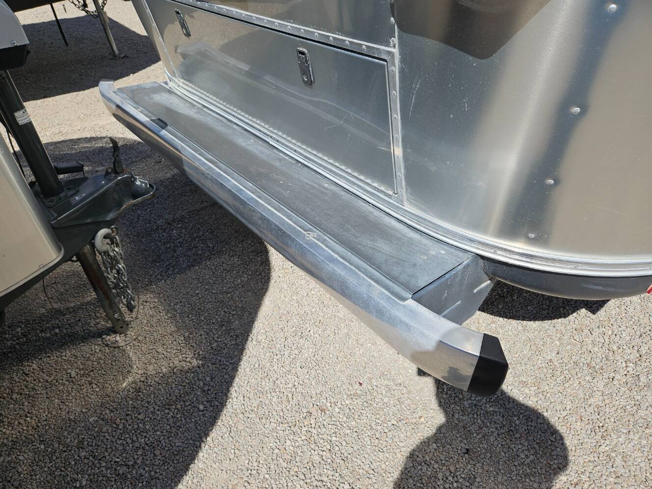 A photo of this 2016 Airstream Flying Cloud 28