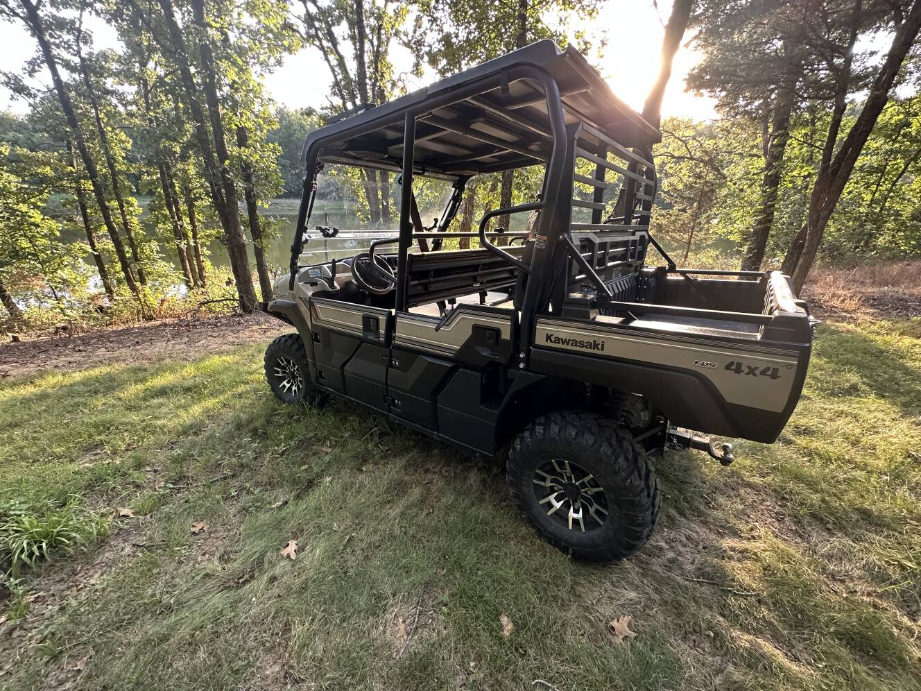 A photo of this 2023 Kawasaki MULE PRO-FXT 820 EPS